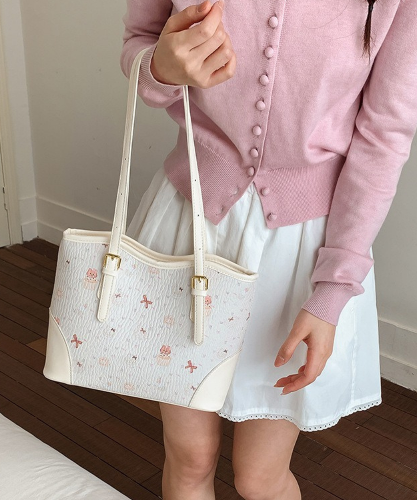 Elarique Shoulder Bag
