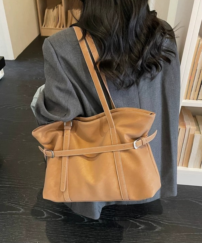 Orika Shoulder Bag