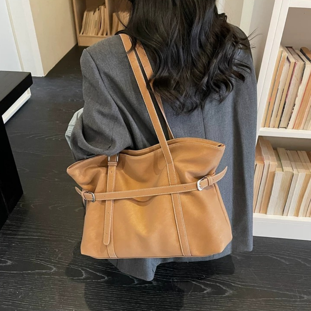Orika Shoulder Bag