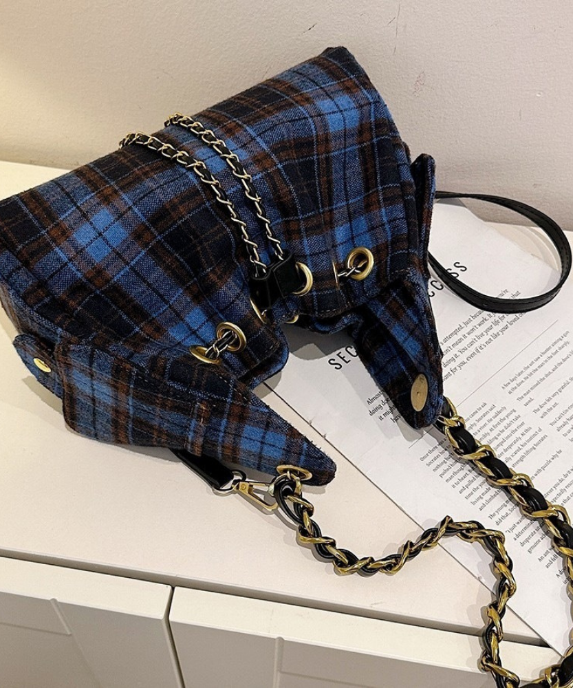 Edmée Chain Drawstring Shoulder Bag
