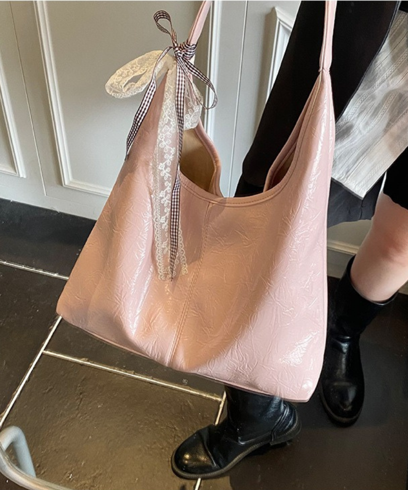 Théophane Shoulder Bag