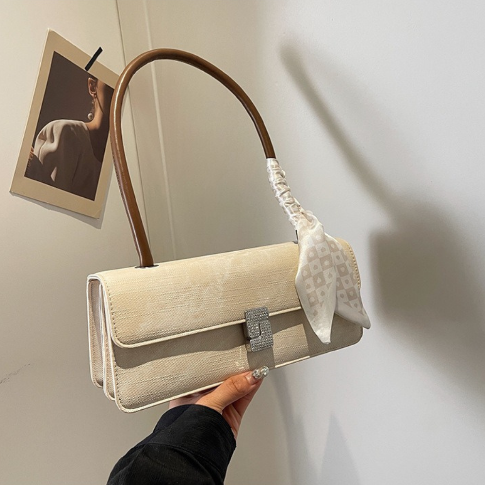 Vespéria Shoulder Bag