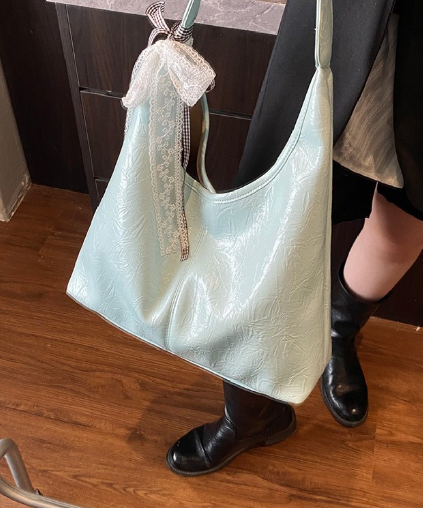 Théophane Shoulder Bag