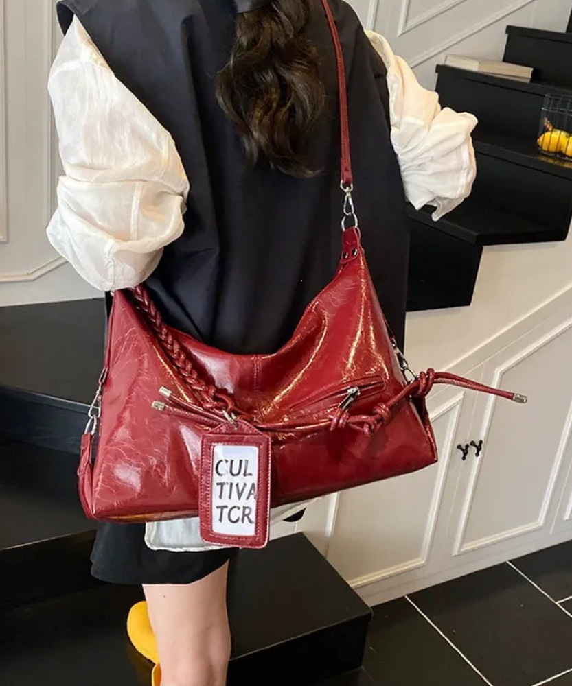 Viresta Knotted Shoulder Bag