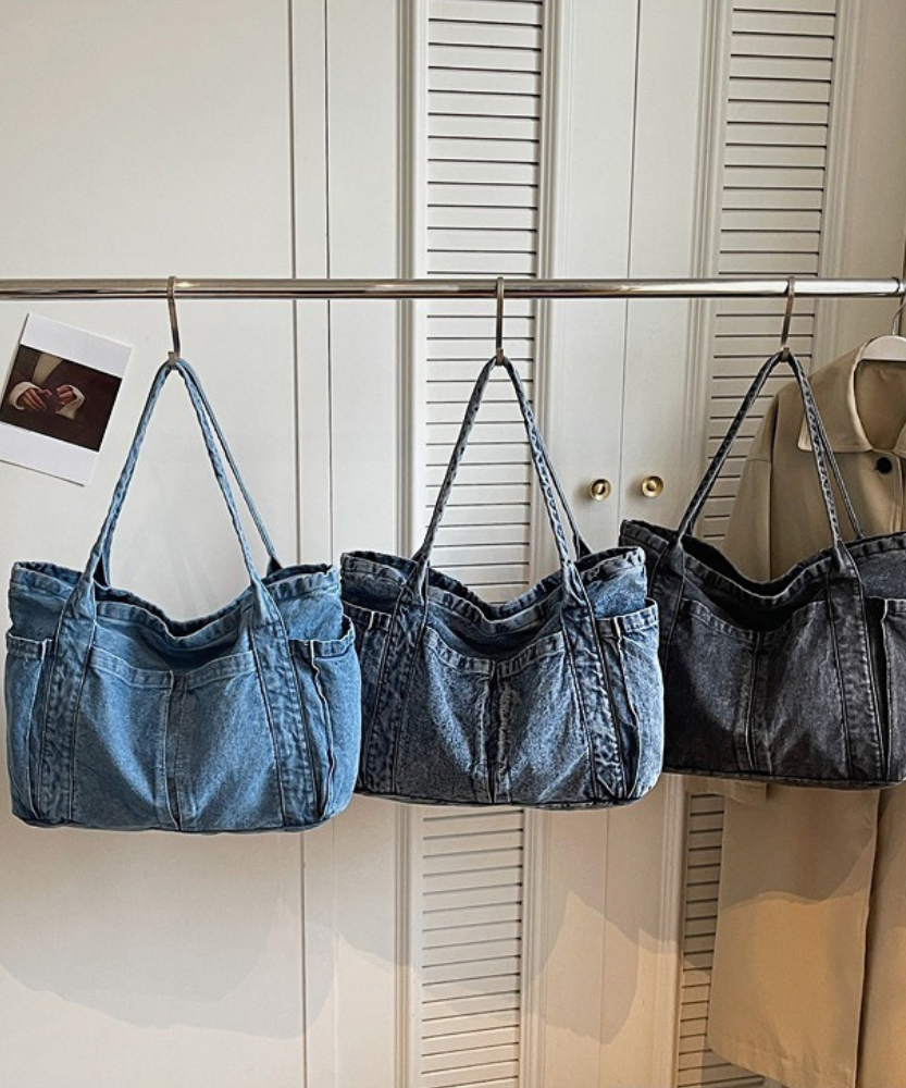Kavron Tote Bag