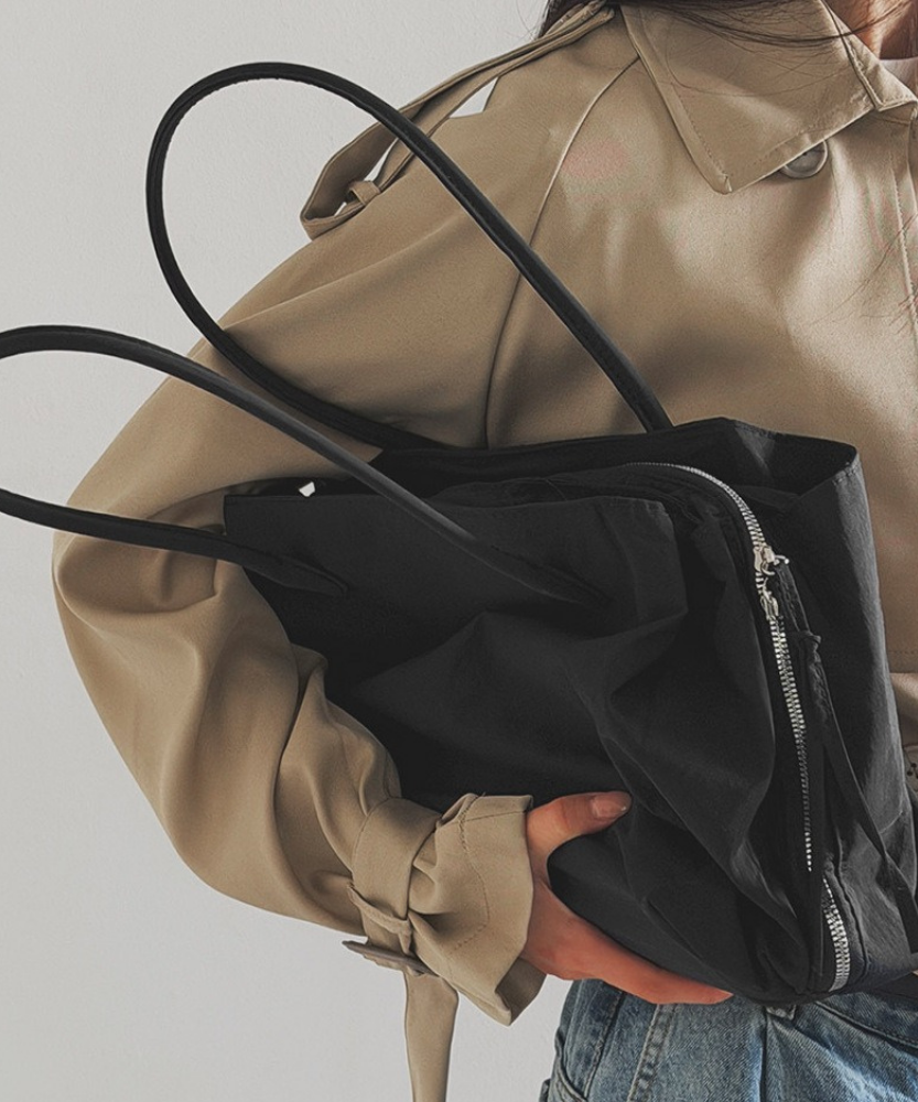Nyssa Shoulder Tote Bag