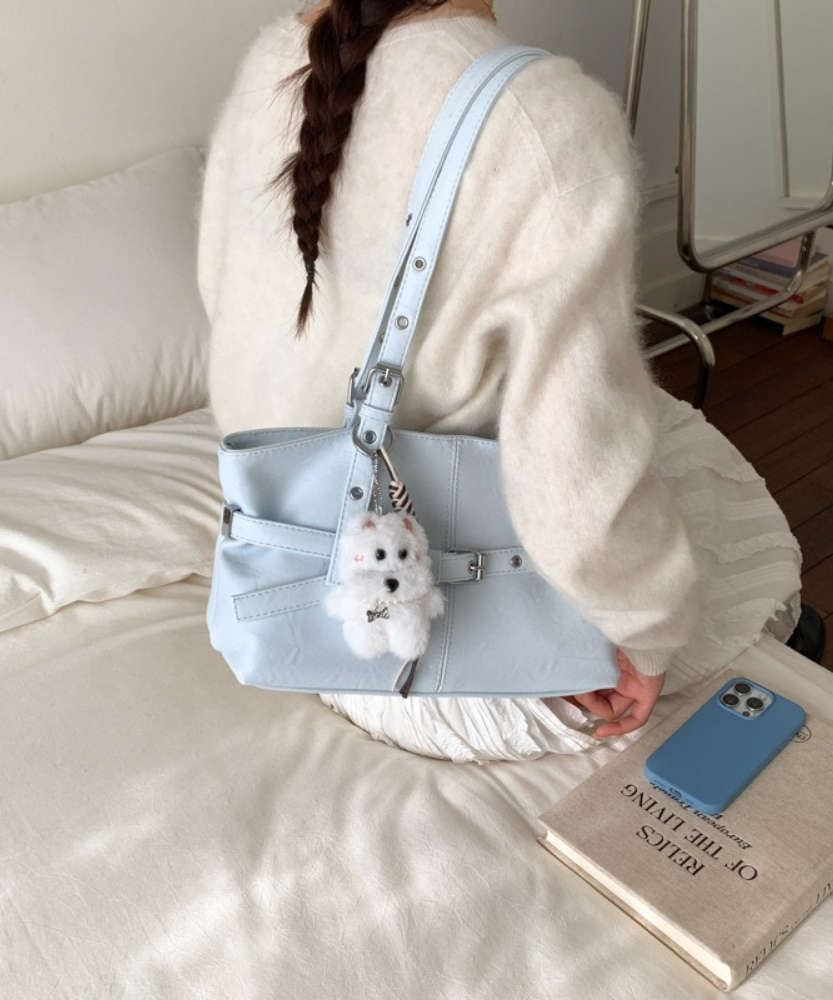 Lioré Shoulder Bag