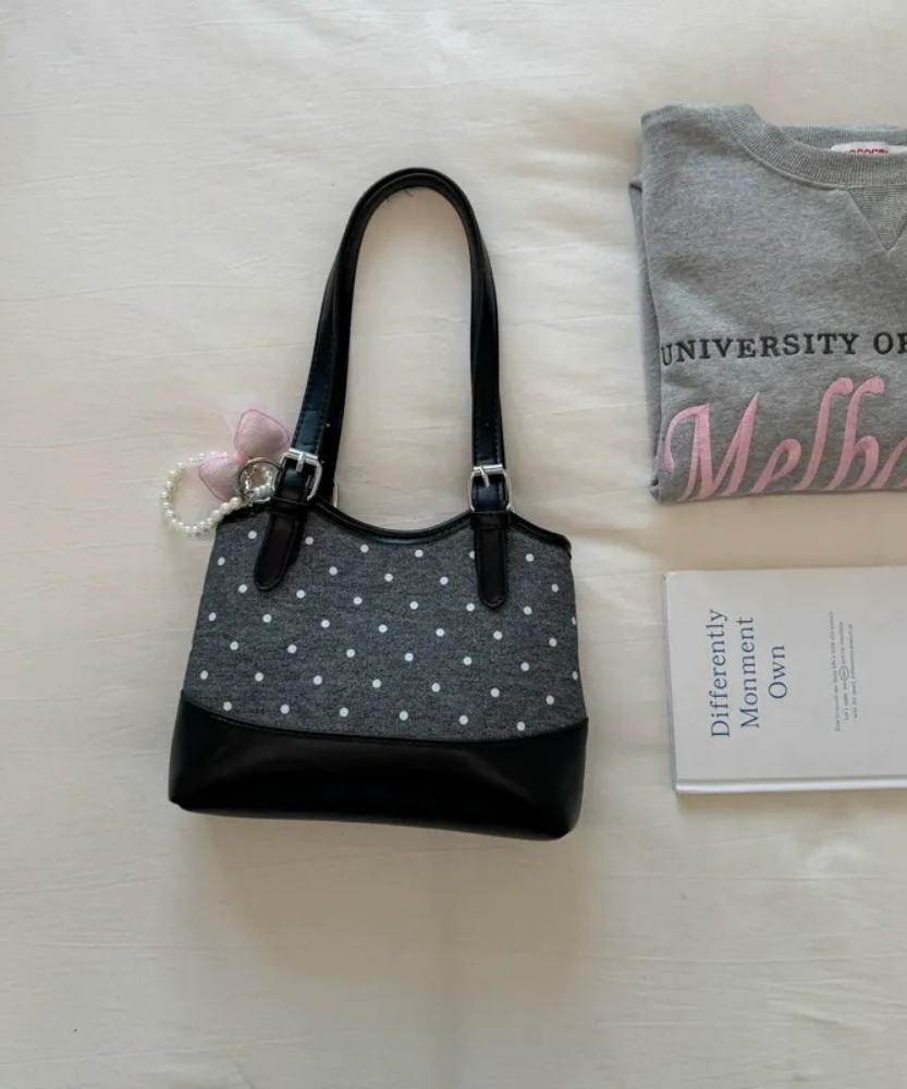 Noirette Bow Charm Shoulder Bag