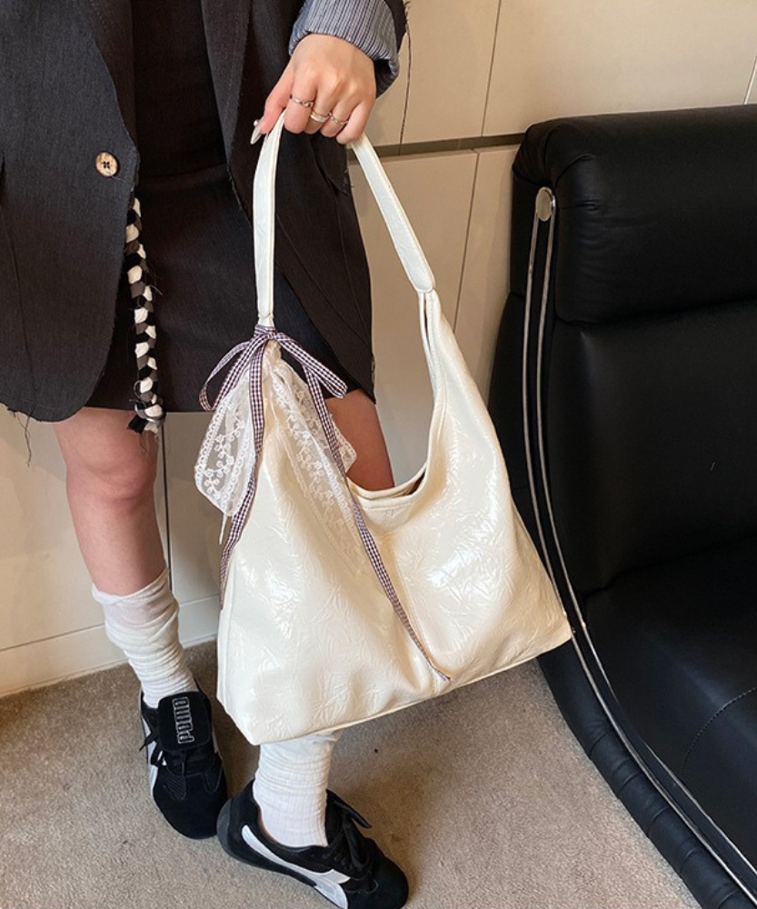 Théophane Shoulder Bag