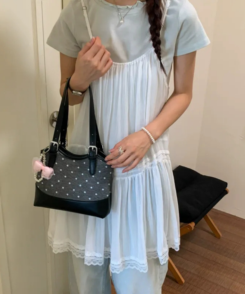Noirette Bow Charm Shoulder Bag
