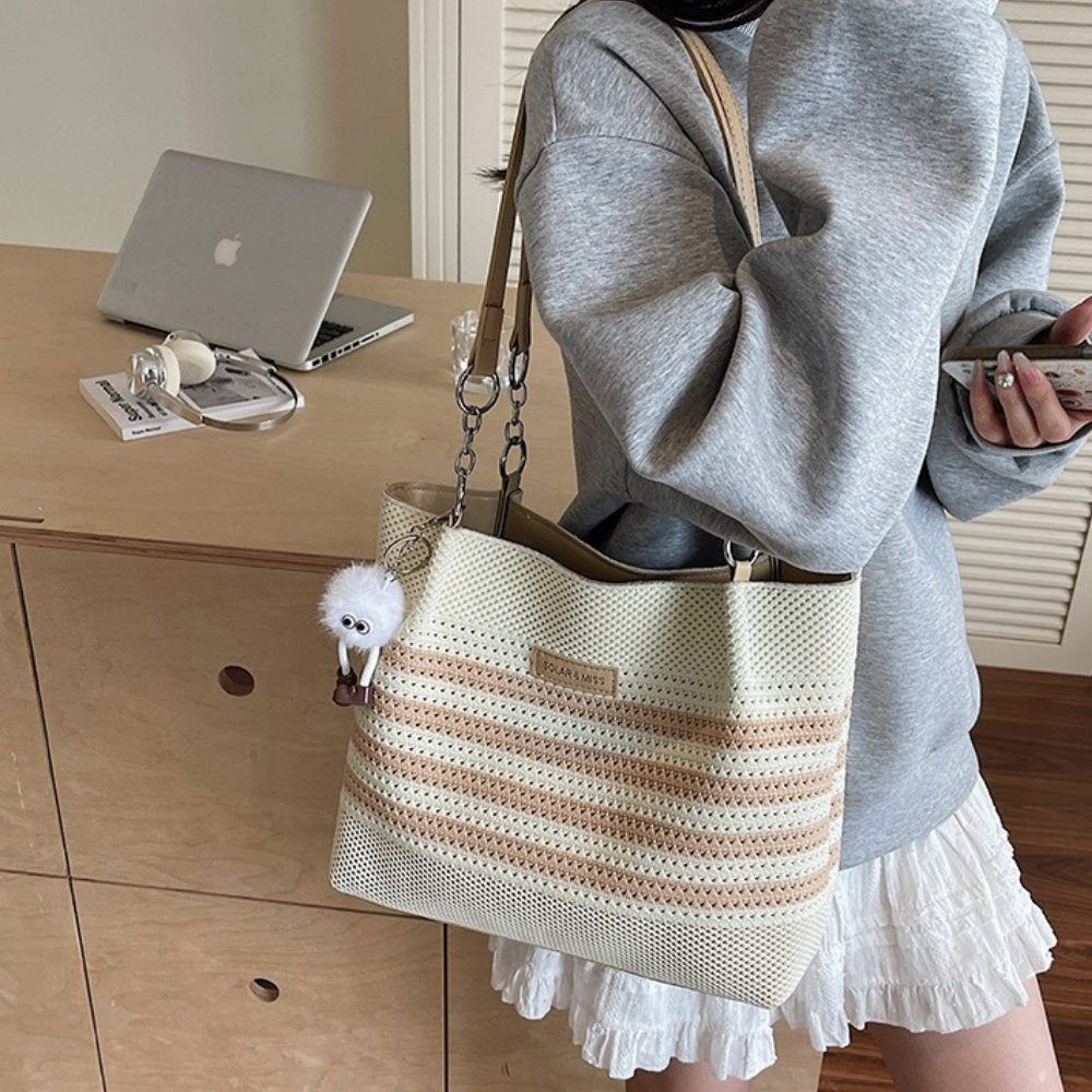 Vivelle Woven Tote Bag