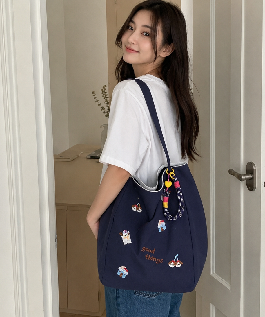 Fioratta Embroidered Tote Bag