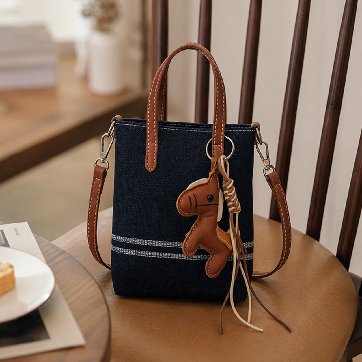 Torenne Horse Charm Phone Bag
