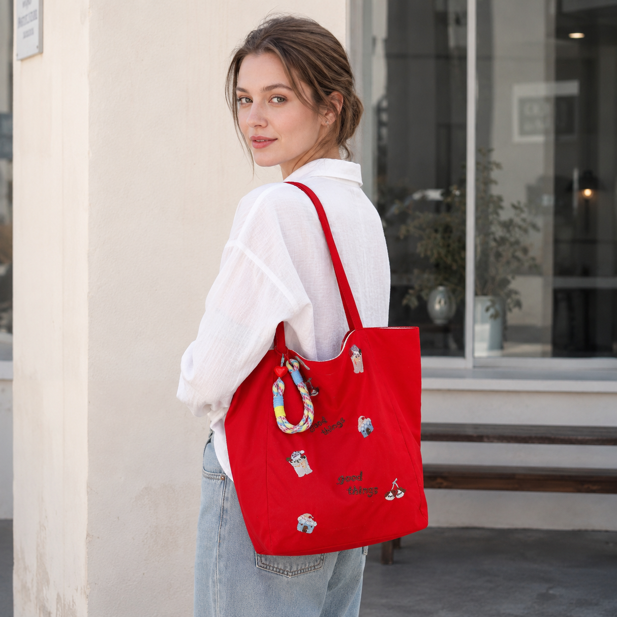 Fioratta Embroidered Tote Bag
