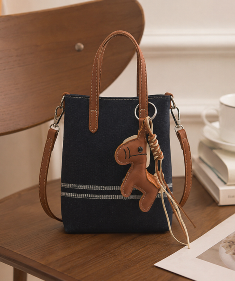 Torenne Horse Charm Phone Bag