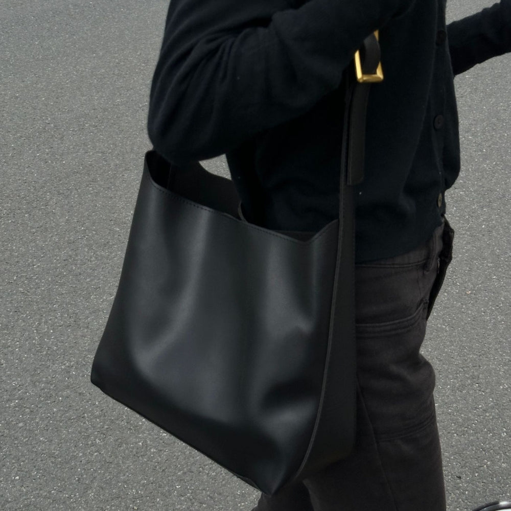 Ganna Vegan Leather Shoulder Bag
