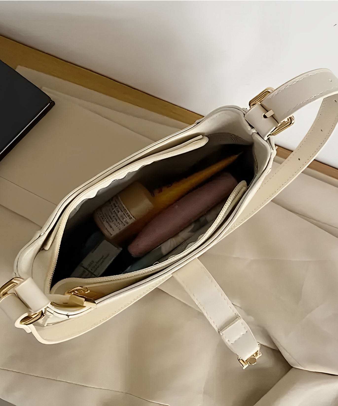 Rivoire Vegan Leather Shoulder Bag