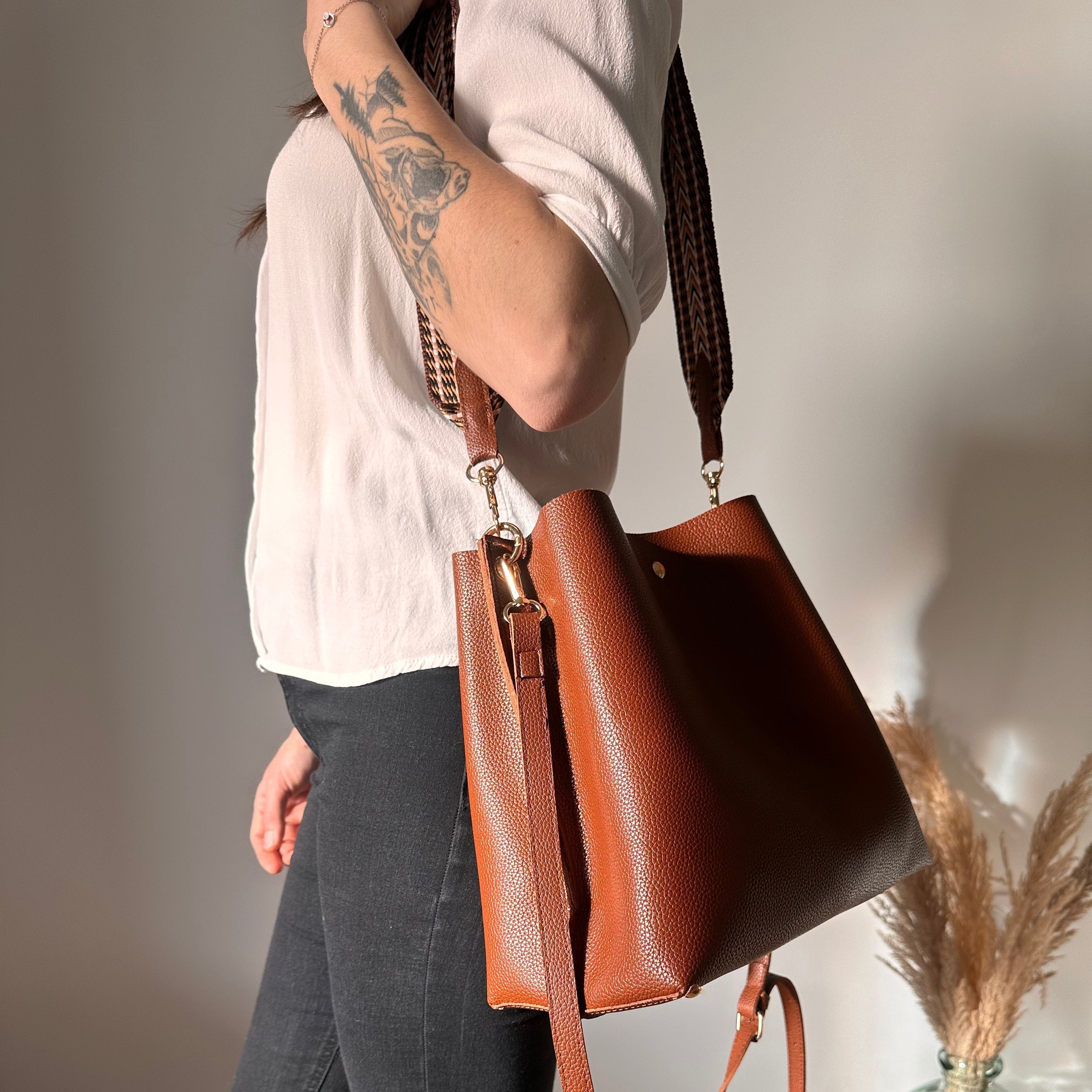 Léonore Vegan Leather Crossbody Bucket Bag