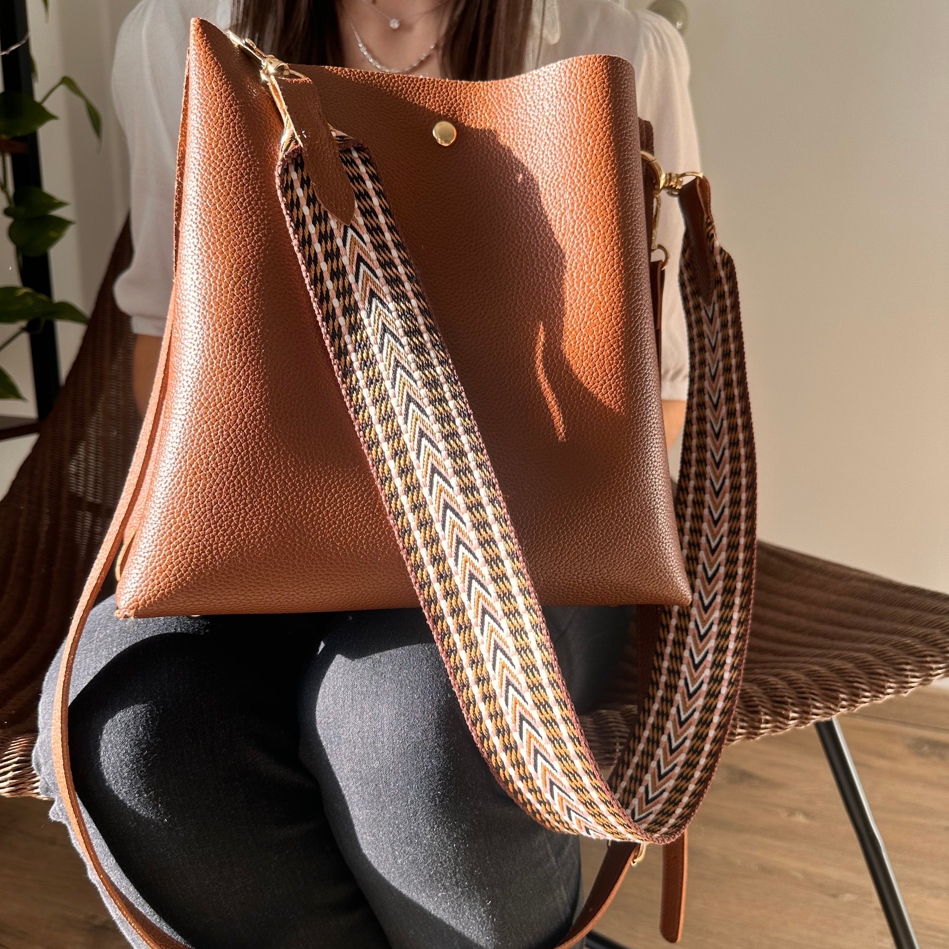 Léonore Vegan Leather Crossbody Bucket Bag