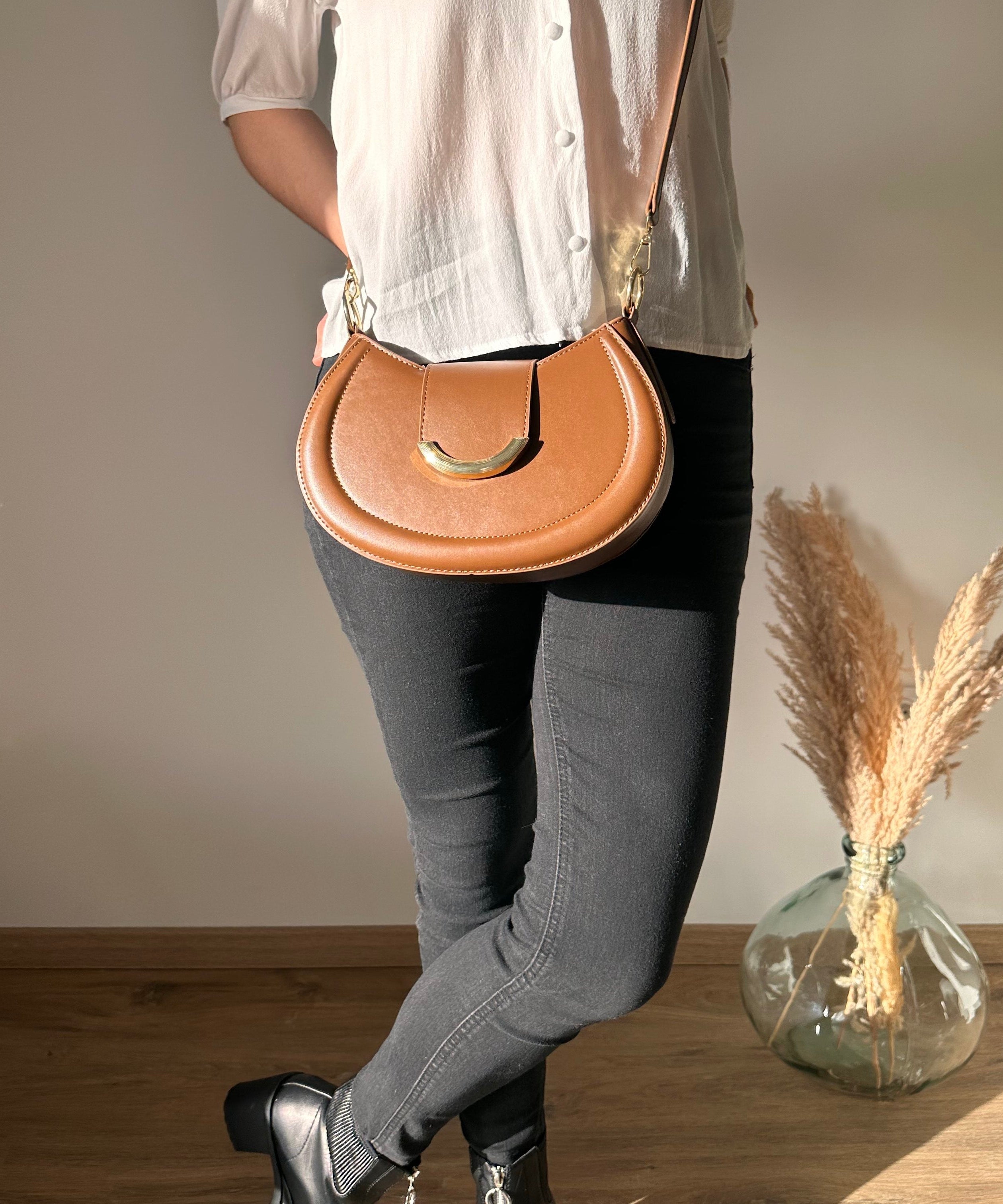 Alvanéa Vegan Leather Crossbody Bag