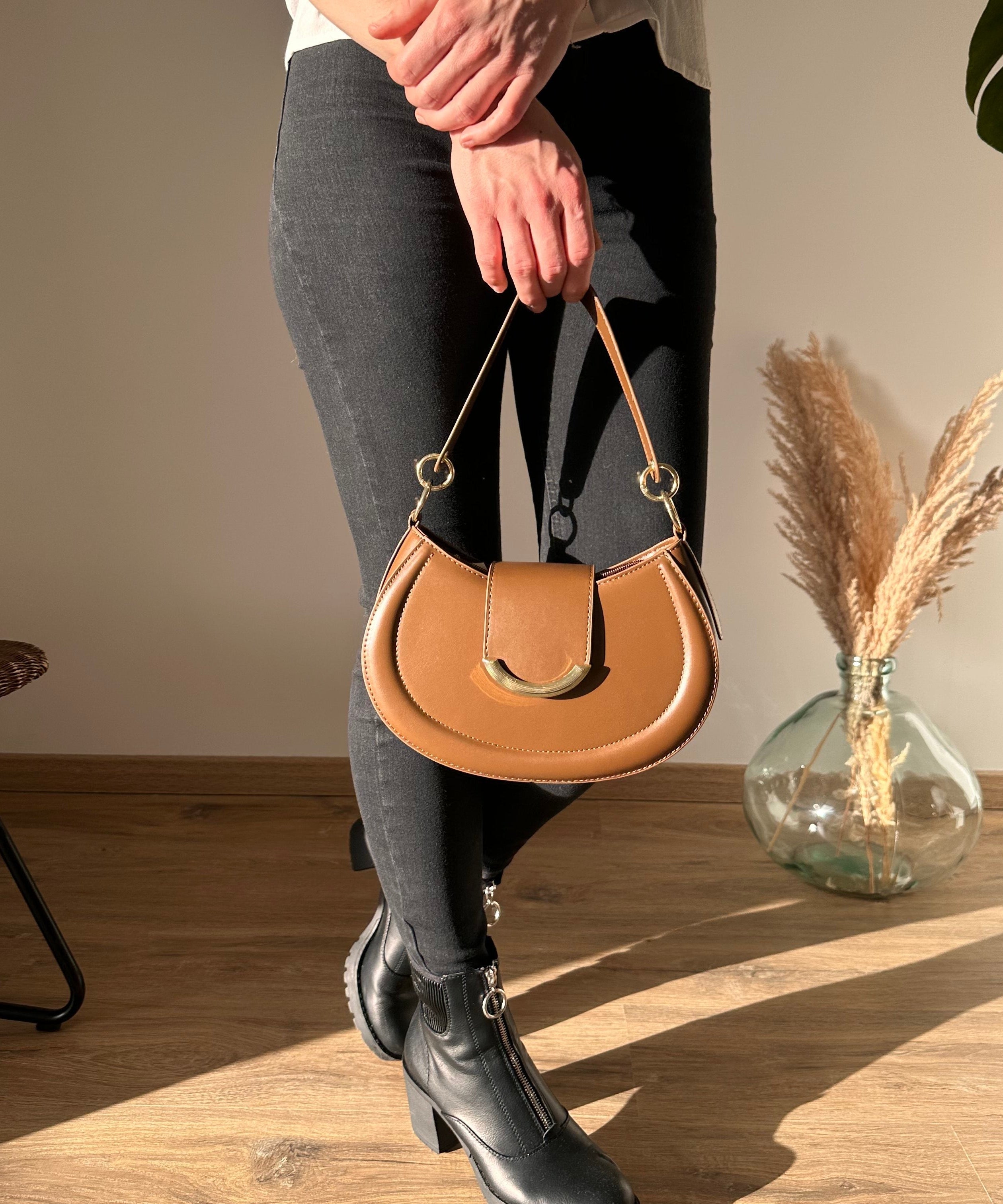 Alvanéa Vegan Leather Crossbody Bag