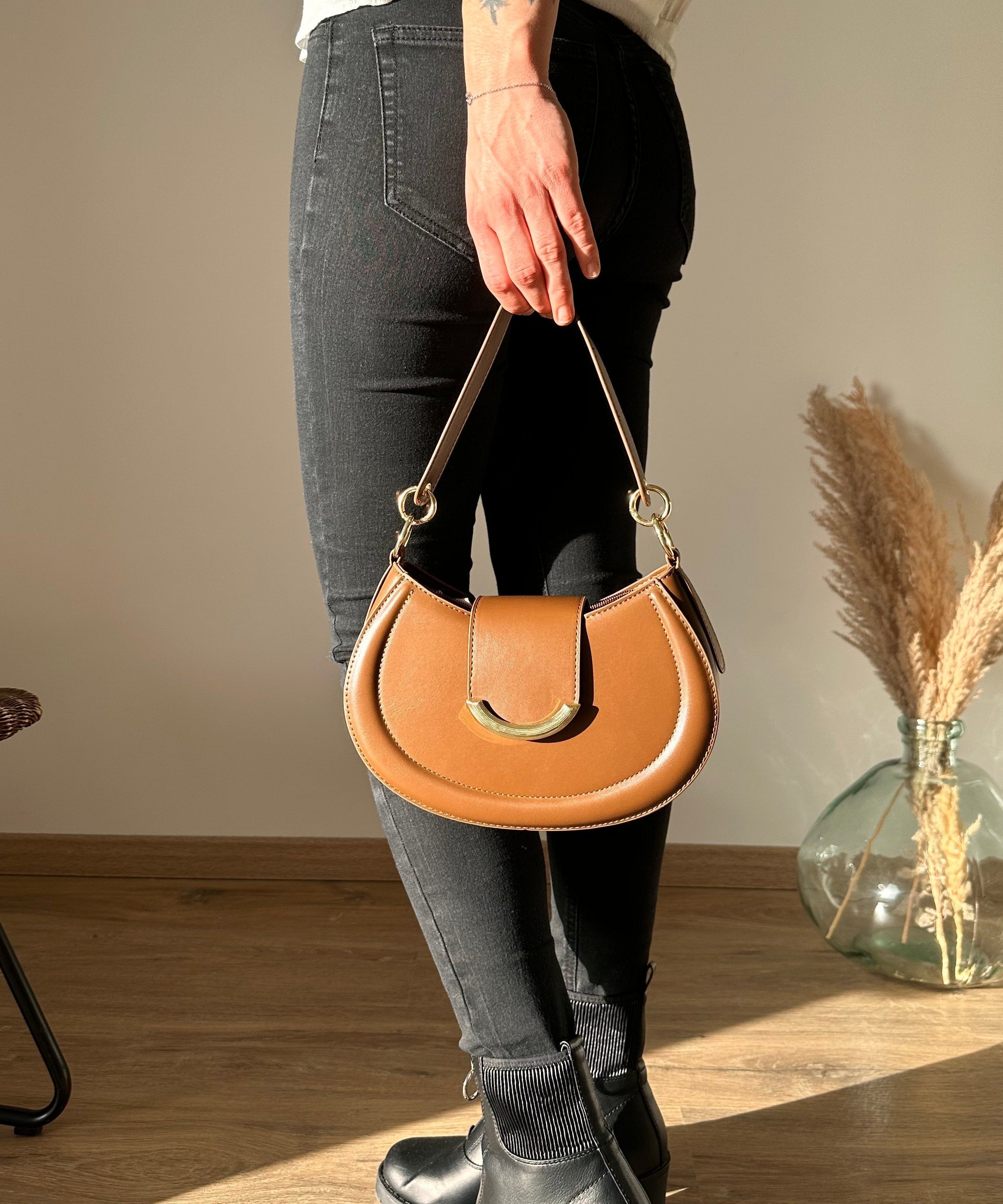Alvanéa Vegan Leather Crossbody Bag