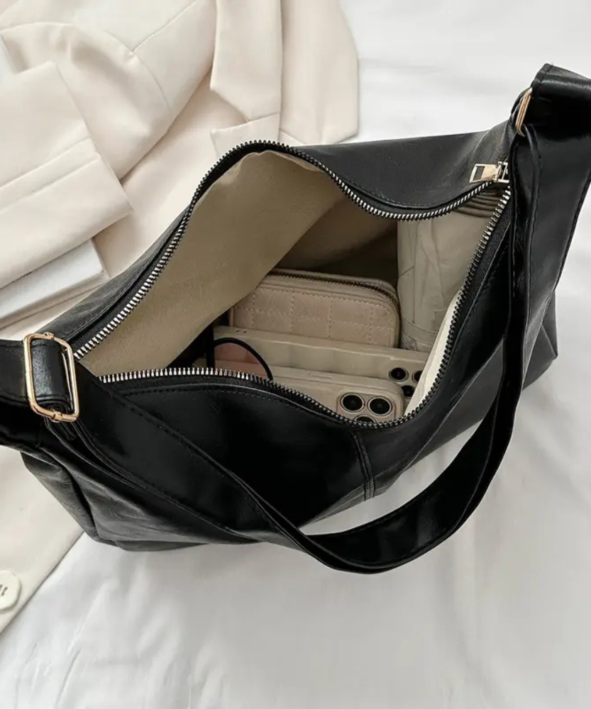 Maliéna Vegan Leather Shoulder Bag