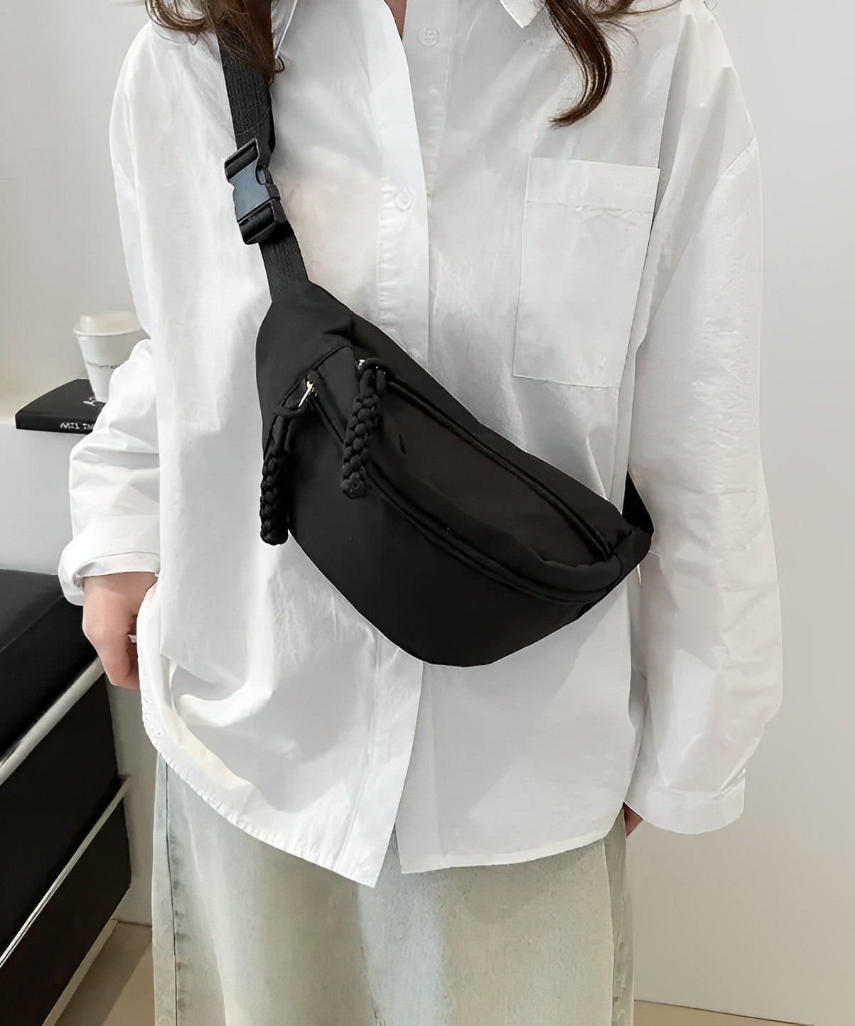 Jauda Crossbody Belt Bag
