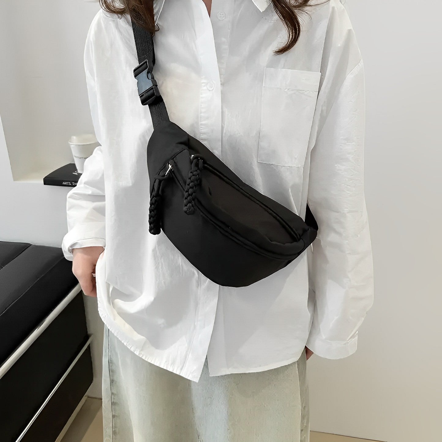 Jauda Crossbody Belt Bag