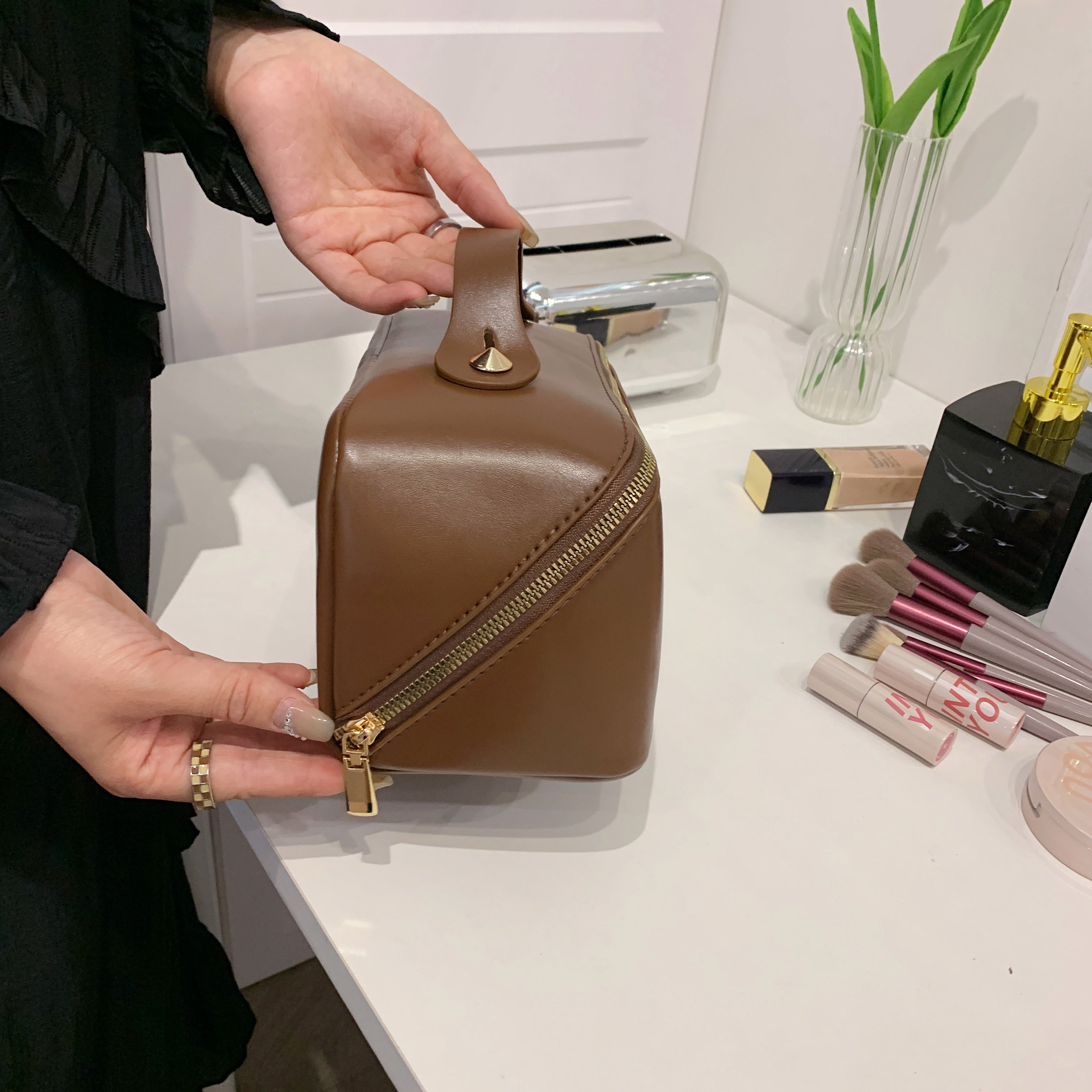 Tinélle Makeup Pouch