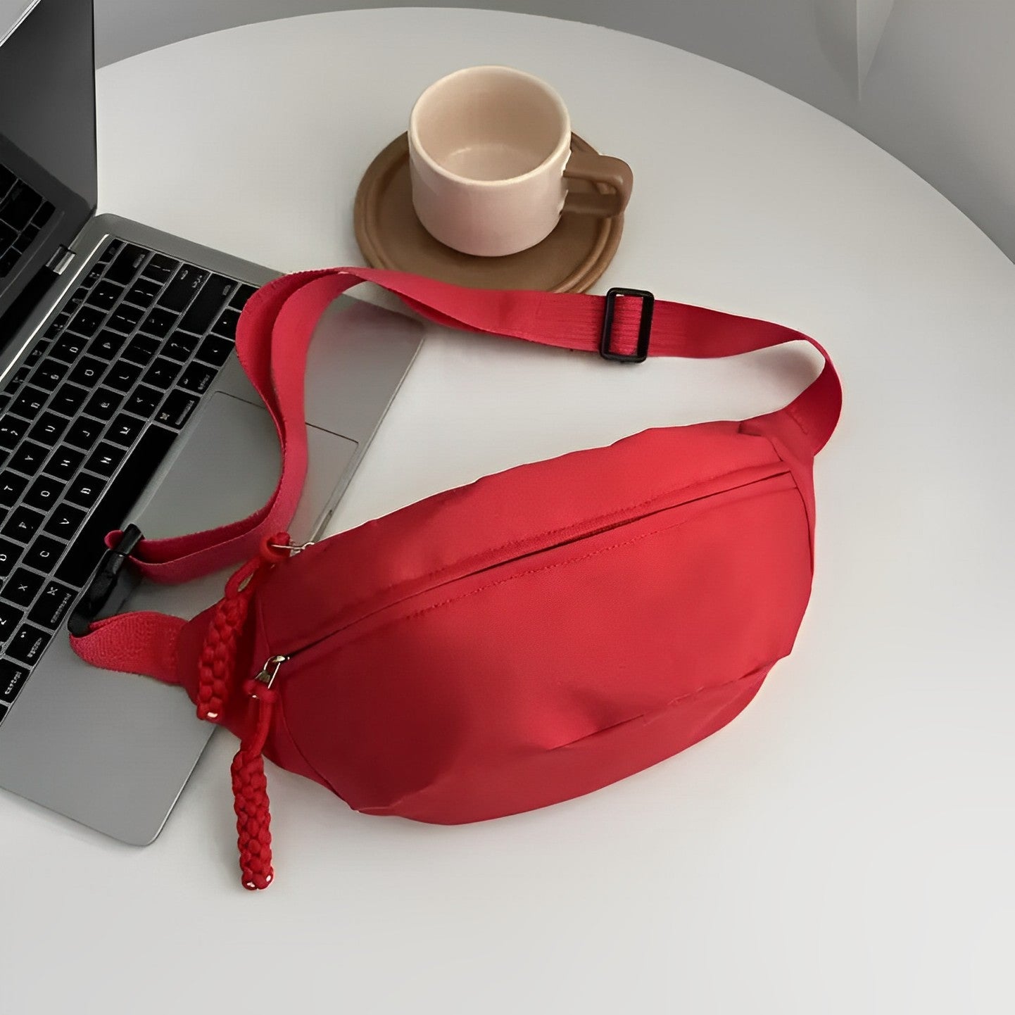 Jauda Crossbody Belt Bag