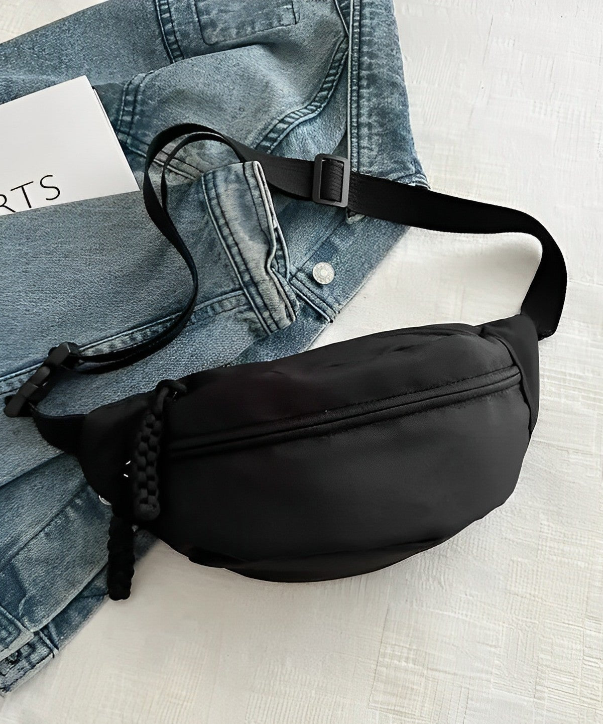Jauda Crossbody Belt Bag