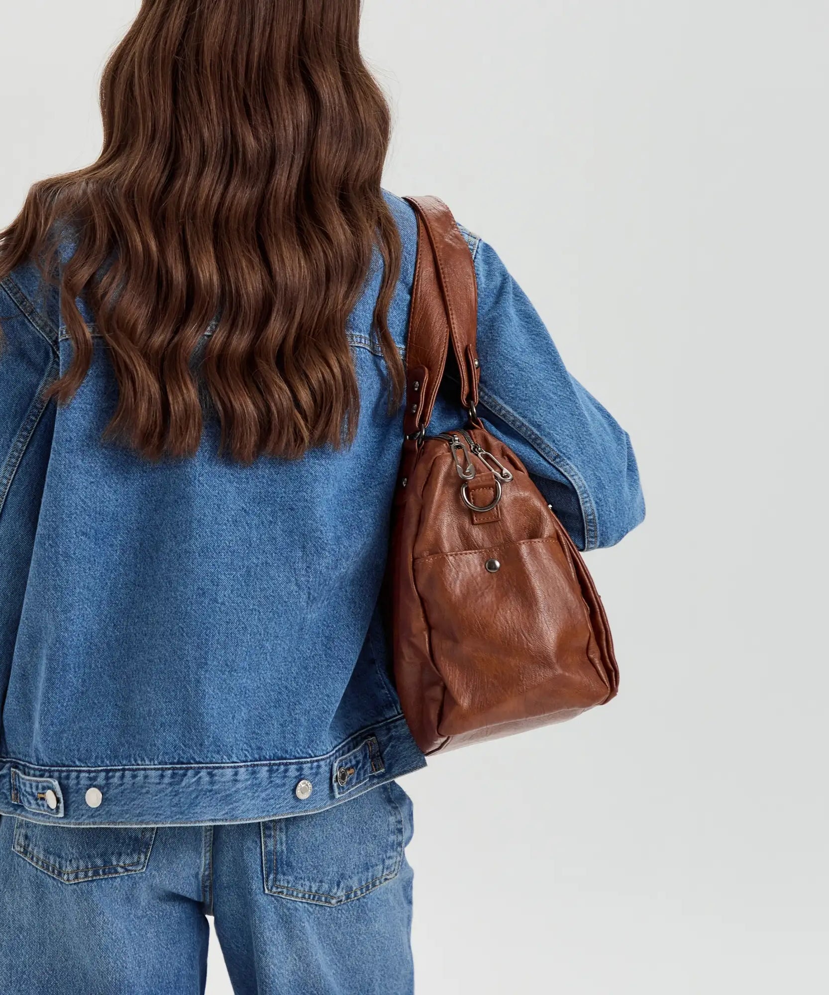 Vanéa Vegan Leather Crossbody Bag