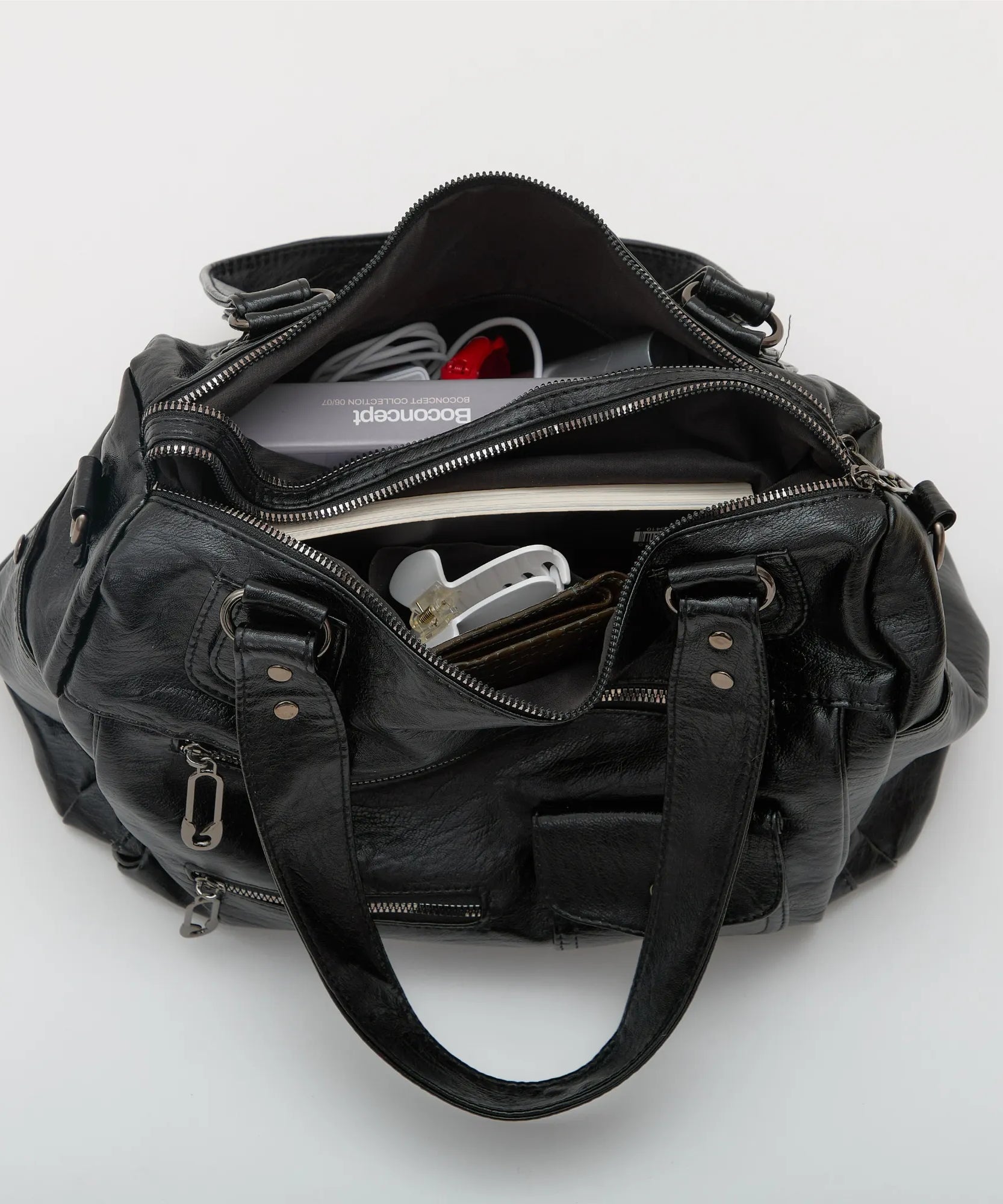 Vanéa Vegan Leather Crossbody Bag