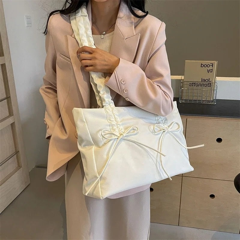 Noeda Vegan Leather Tote Bag