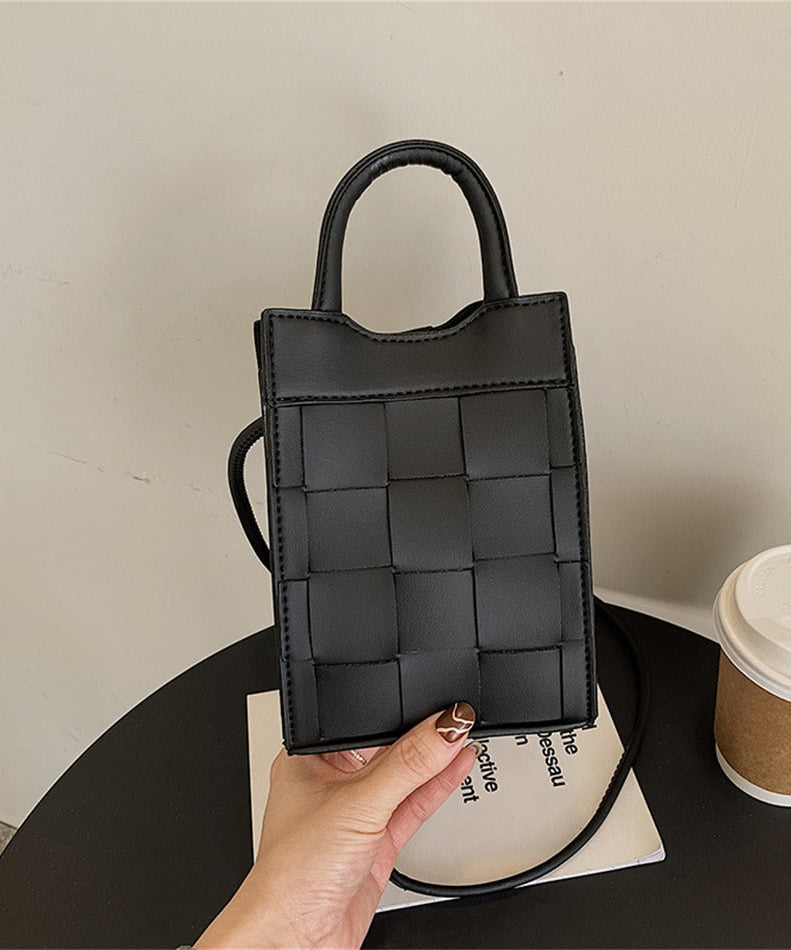 Calicé Crossbody Phone Bag