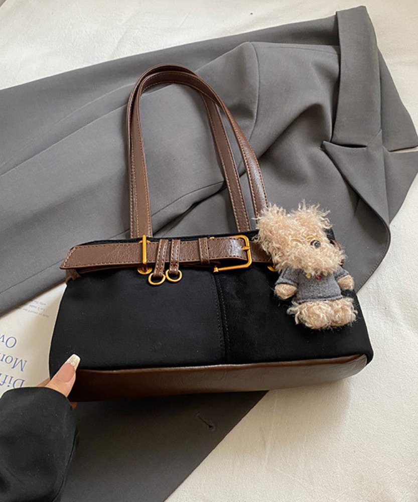 Lunéa Cat Charm Shoulder Bag