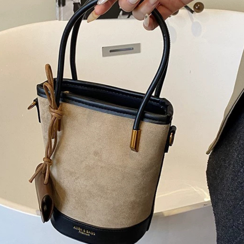 Évora Suede-Look Bucket Bag