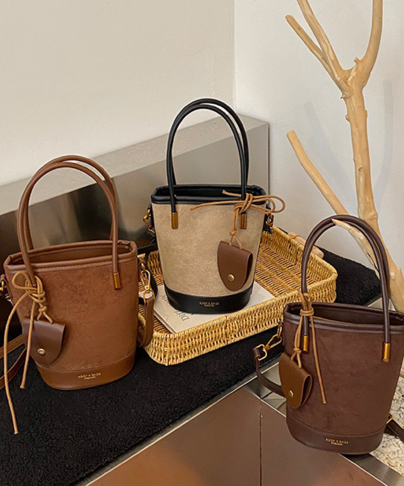 Évora Suede-Look Bucket Bag